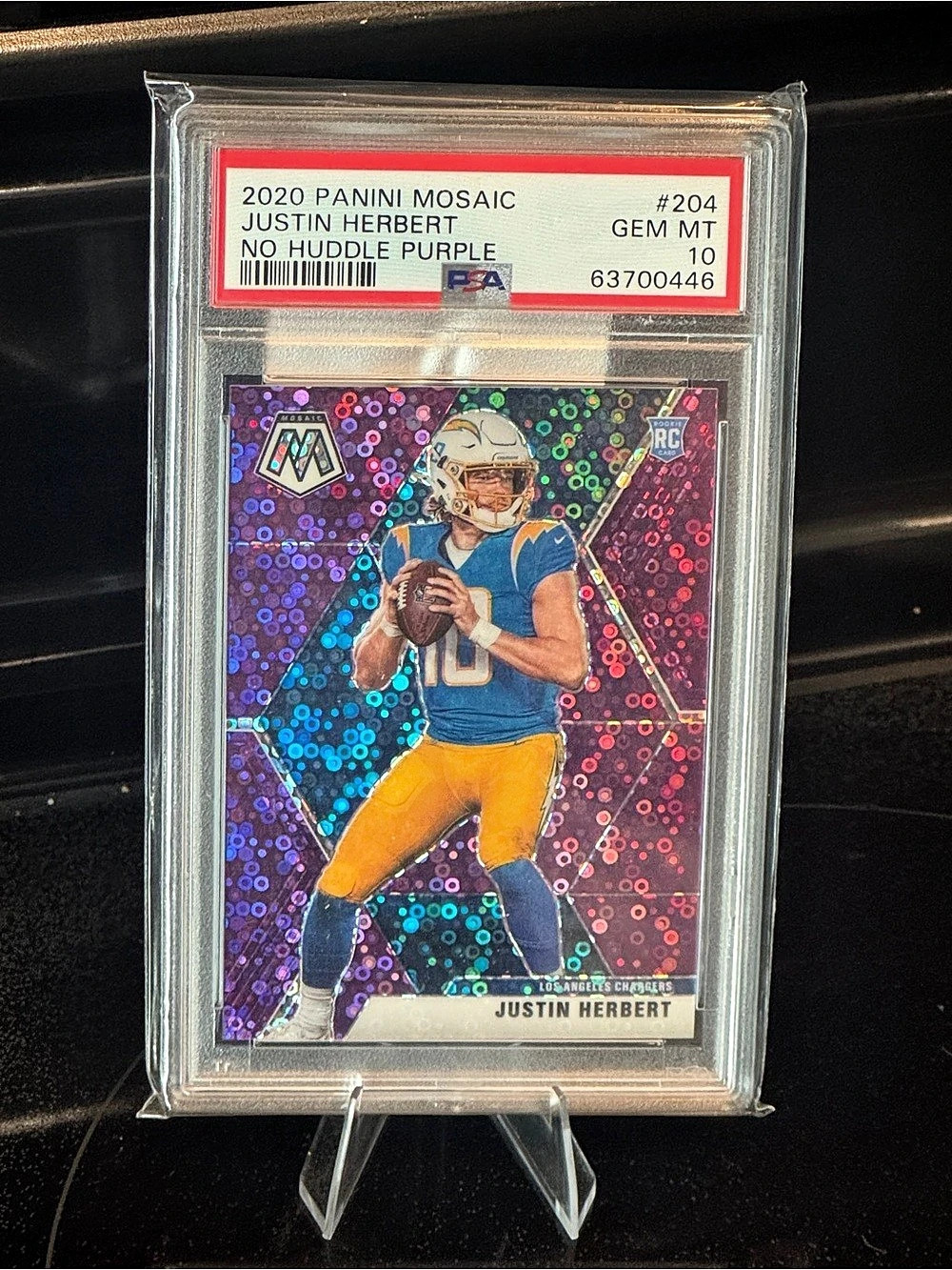 Panini 2020 Panini Mosaic Justin Herbert No Huddle Purple #204 Purple PSA Gem